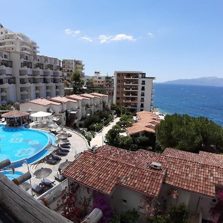 布干维尔岛海湾服务式公寓 Sarandë 外观 照片